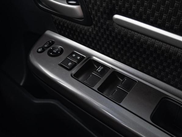 Honda Stepwgn V Рестайлинг с пробегом 2018 года, цена 2 020 000 рублей, 163723 км, минивэн, Автокод Объявления