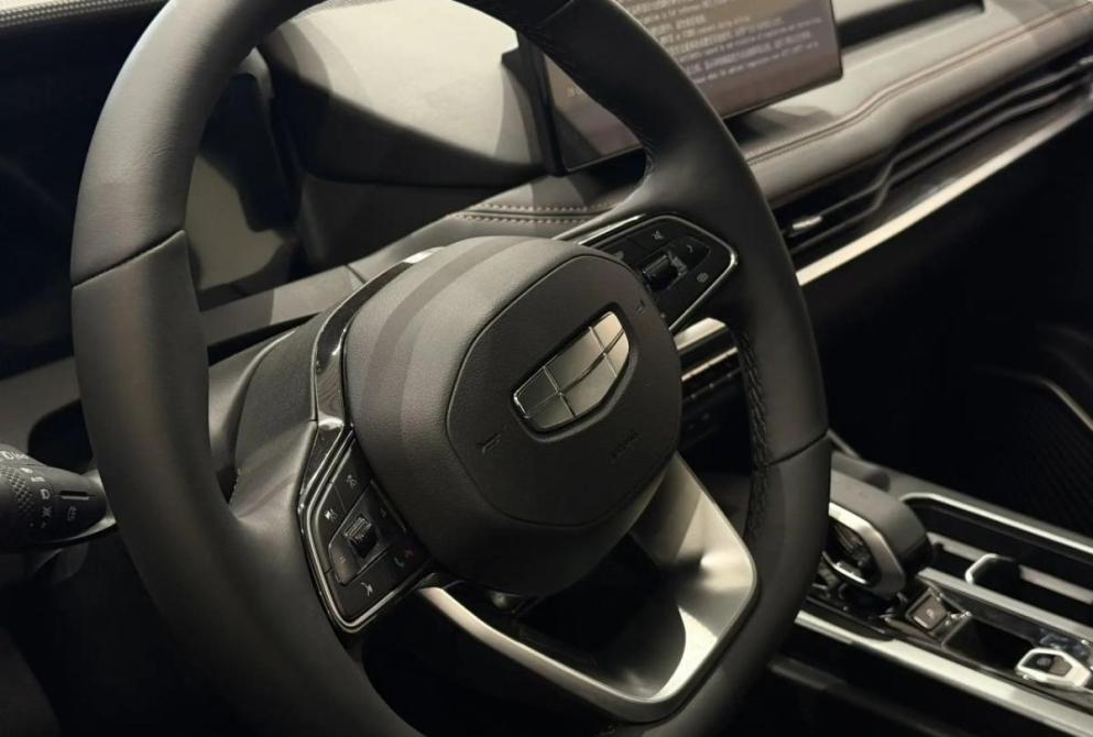 Geely Okavango I Рестайлинг Саранск  - изображение 12