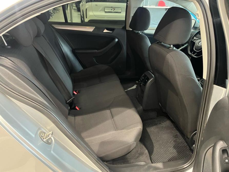 Volkswagen Jetta VI Рестайлинг Екатеринбург  - изображение 17