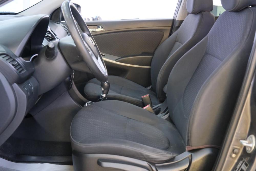 Hyundai Solaris I Омск  - изображение 8