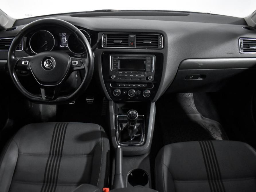Volkswagen Jetta VI Рестайлинг Санкт-Петербург  - изображение 16