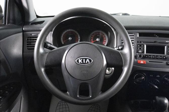 Kia Rio II Рестайлинг с пробегом 2011 года, цена 629 000 рублей, 137229 км, хэтчбек, Автокод Объявления