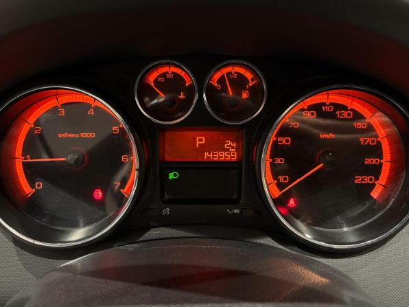 Peugeot 408 I с пробегом 2012 года, цена 531 176 рублей, 143957 км, седан, Автокод Объявления