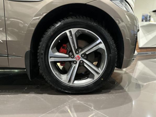 Jaguar F-Pace I с пробегом 2016 года, цена 2 817 000 рублей, 102002 км, внедорожник, Автокод Объявления