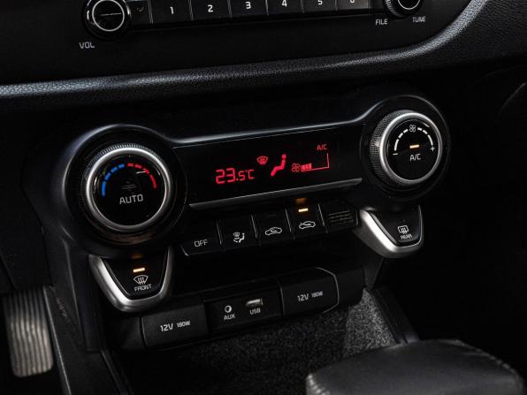 Kia Rio IV с пробегом 2018 года, цена 1 519 000 рублей, 102620 км, седан, Автокод Объявления