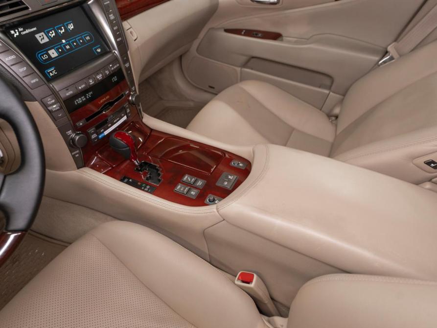 Lexus LS IV Москва  - изображение 23