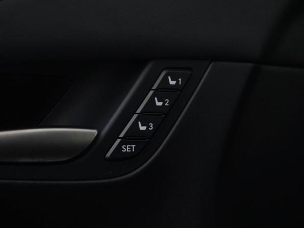 Lexus LX III Рестайлинг 2 с пробегом 2020 года, цена 8 199 077 рублей, 146162 км, внедорожник, Автокод Объявления