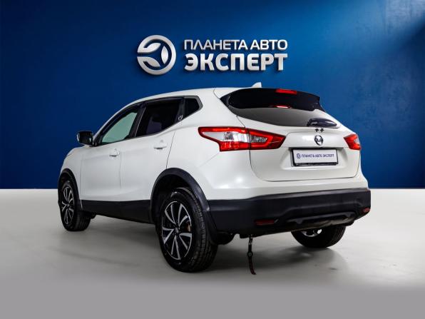 Nissan Qashqai II с пробегом 2017 года, цена 1 480 000 рублей, 163006 км, внедорожник, Автокод Объявления
