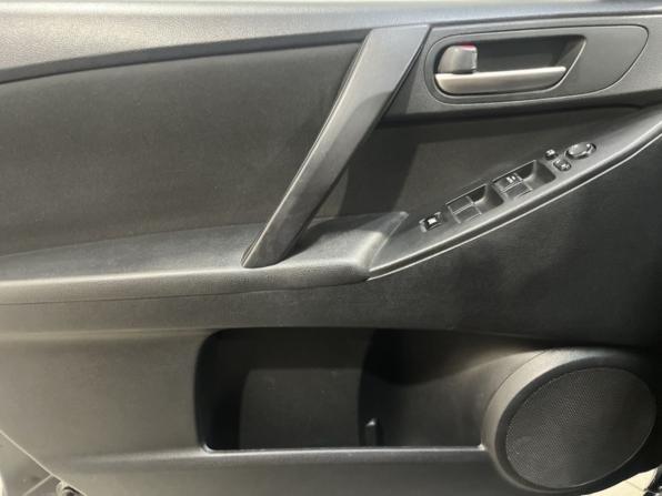 Mazda 3 II (BL) с пробегом 2011 года, цена 795 000 рублей, 215635 км, седан, Автокод Объявления