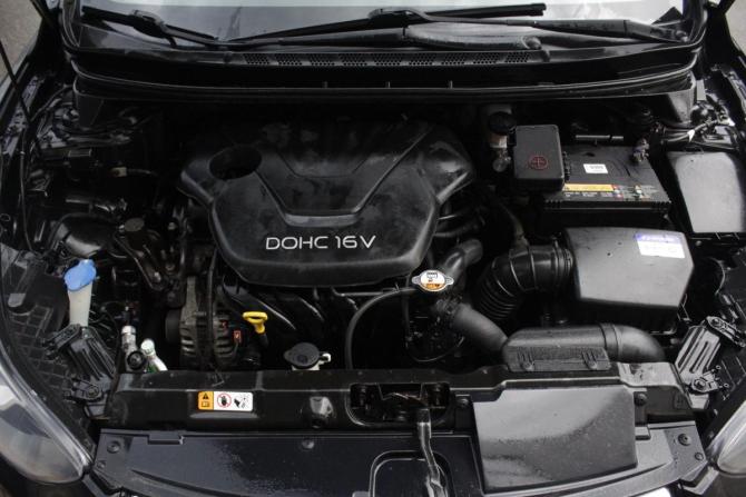 Hyundai Elantra V (MD) Рестайлинг с пробегом 2013 года, цена 1 230 000 рублей, 173641 км, седан, Автокод Объявления