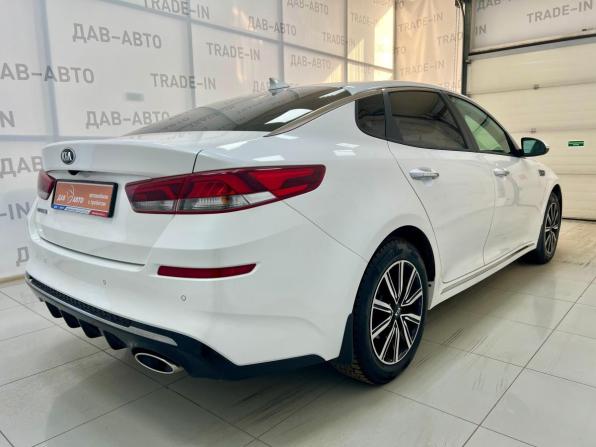 Kia Optima IV Рестайлинг с пробегом 2018 года, цена 1 870 000 рублей, 122200 км, седан, Автокод Объявления