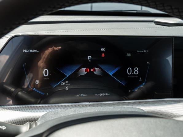 Changan UNI-T I Рестайлинг с пробегом 2023 года, цена 2 170 000 рублей, 66249 км, внедорожник, Автокод Объявления