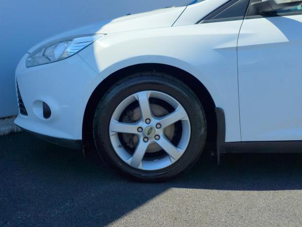 Ford Focus III Рестайлинг с пробегом 2014 года, цена 999 000 рублей, 165000 км, седан, Автокод Объявления