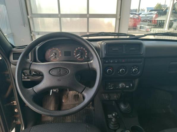 Lada (ВАЗ) Niva Legend I с пробегом 2024 года, цена 935 000 рублей, 20000 км, внедорожник, Автокод Объявления