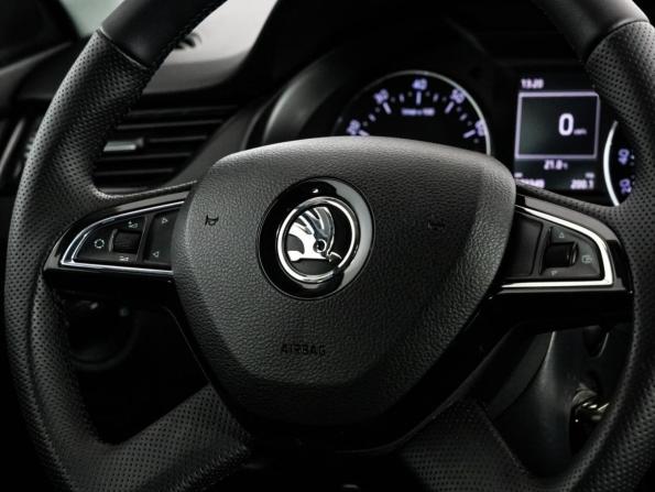 Skoda Octavia III (A7) с пробегом 2014 года, цена 1 249 000 рублей, 173348 км, лифтбек, Автокод Объявления