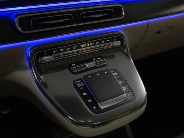 Новый Mercedes-Benz V-Класс III (W447) Рестайлинг 2 2026 года, цена 16 100 000 рублей, минивэн, Автокод Объявления
