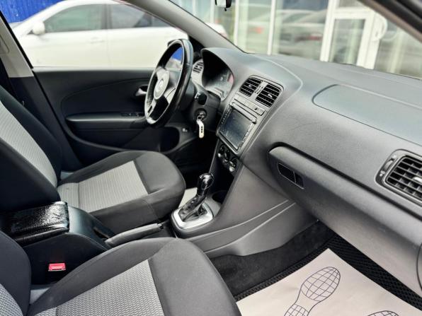 Volkswagen Polo V с пробегом 2013 года, цена 698 000 рублей, 197789 км, седан, Автокод Объявления