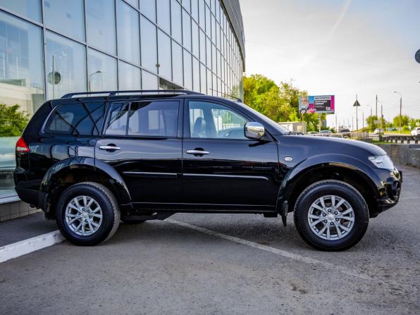 Mitsubishi Pajero Sport II Рестайлинг с пробегом 2015 года, цена 2 128 000 рублей, 134250 км, внедорожник, Автокод Объявления