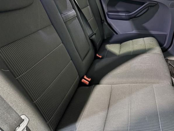 Ford Focus II Рестайлинг с пробегом 2010 года, цена 595 000 рублей, 221255 км, седан, Автокод Объявления