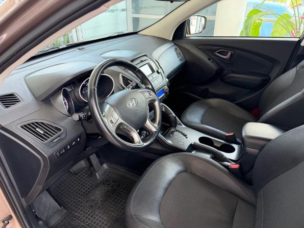Hyundai ix35 I Рестайлинг с пробегом 2014 года, цена 1 610 000 рублей, 92159 км, внедорожник, Автокод Объявления