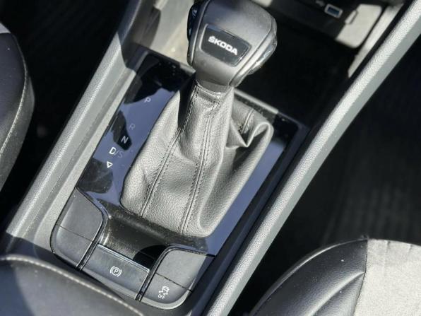 Skoda Karoq I с пробегом 2020 года, цена 2 129 000 рублей, 104873 км, внедорожник, Автокод Объявления