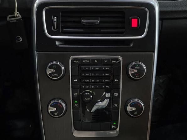 Volvo S60 II с пробегом 2013 года, цена 1 180 000 рублей, 139984 км, седан, Автокод Объявления