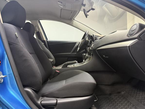Mazda 3 II (BL) с пробегом 2010 года, цена 970 000 рублей, 160000 км, хэтчбек, Автокод Объявления