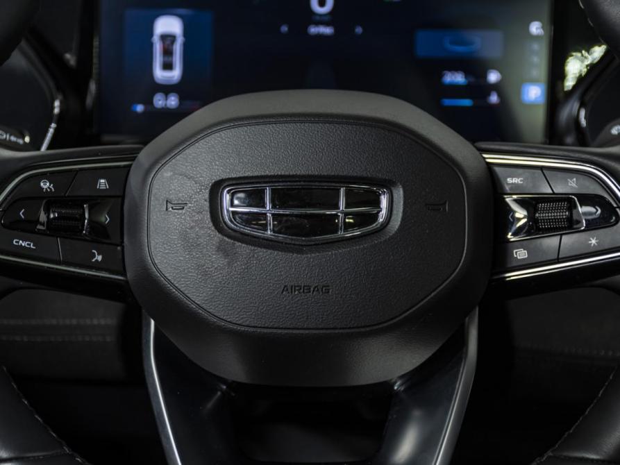 Geely Monjaro I Москва  - изображение 12