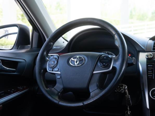 Toyota Camry VII (XV50) с пробегом 2014 года, цена 1 669 000 рублей, 204643 км, седан, Автокод Объявления
