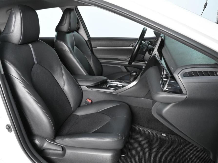 Toyota Camry VIII (XV70) Рестайлинг Ростов-на-Дону  - изображение 8