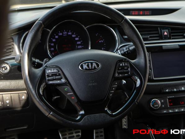 Kia Ceed II Рестайлинг с пробегом 2016 года, цена 1 098 000 рублей, 161995 км, хэтчбек, Автокод Объявления