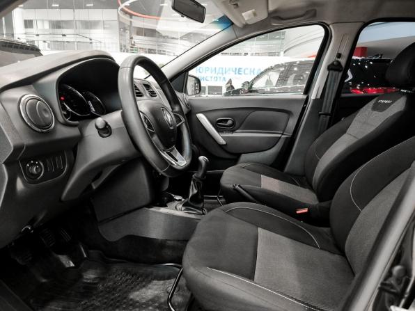Renault Logan II Рестайлинг с пробегом 2020 года, цена 990 000 рублей, 116687 км, седан, Автокод Объявления