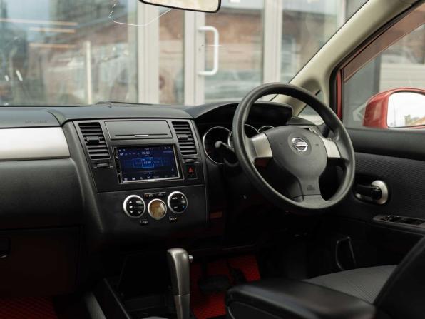Nissan Tiida I с пробегом 2004 года, цена 500 000 рублей, 164649 км, хэтчбек, Автокод Объявления