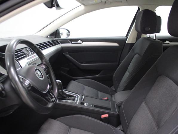 Volkswagen Passat B8 с пробегом 2019 года, цена 2 499 900 рублей, 45406 км, седан, Автокод Объявления
