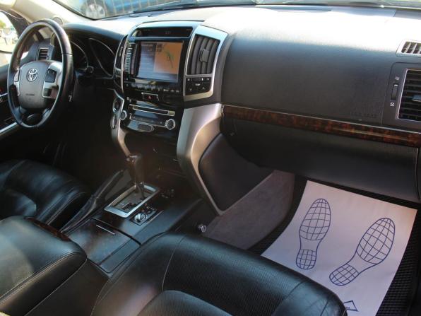 Toyota Land Cruiser 200 Series Рестайлинг 1 с пробегом 2012 года, цена 3 402 000 рублей, 209440 км, внедорожник, Автокод Объявления