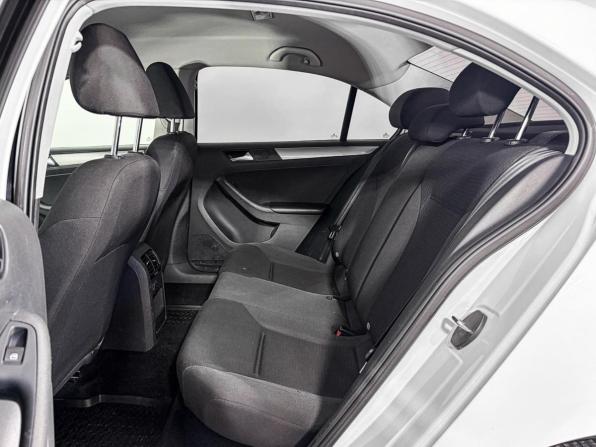 Volkswagen Jetta VI Рестайлинг с пробегом 2016 года, цена 996 000 рублей, 175367 км, седан, Автокод Объявления