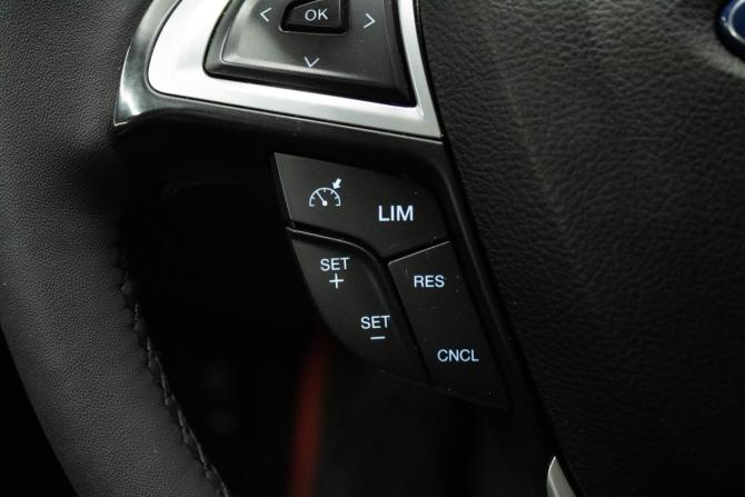 Ford Mondeo V с пробегом 2016 года, цена 1 649 000 рублей, 94300 км, седан, Автокод Объявления
