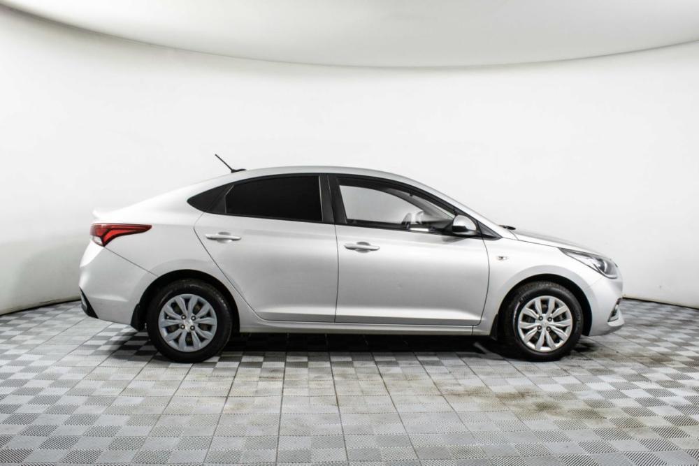 Hyundai Solaris II Москва  - изображение 4