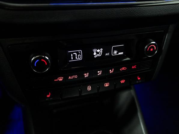 Volkswagen Polo VI с пробегом 2021 года, цена 1 499 585 рублей, 113472 км, лифтбек, Автокод Объявления