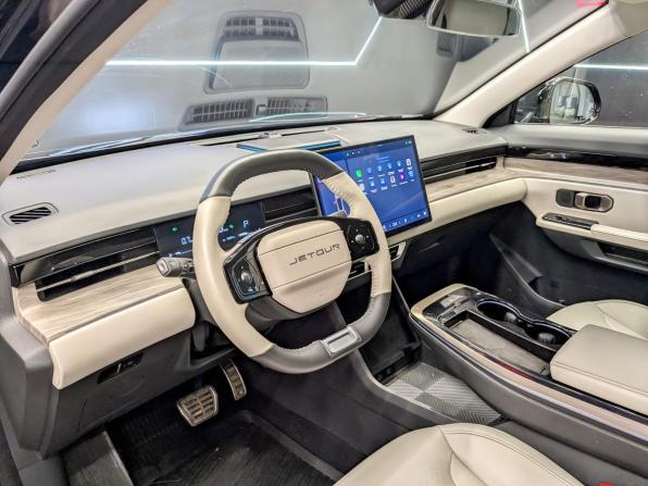 JETOUR DASHING I с пробегом 2024 года, цена 2 220 000 рублей, 30474 км, внедорожник, Автокод Объявления