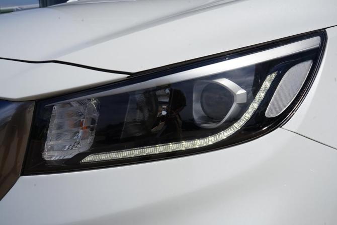 Kia Carnival III с пробегом 2018 года, цена 2 999 000 рублей, 92464 км, минивэн, Автокод Объявления