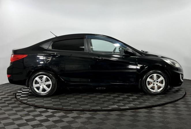 Hyundai Solaris I с пробегом 2012 года, цена 670 000 рублей, 203280 км, седан, Автокод Объявления