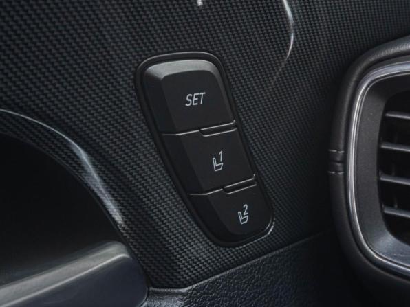 Hyundai Santa Fe IV Рестайлинг с пробегом 2021 года, цена 3 570 000 рублей, 136074 км, внедорожник, Автокод Объявления