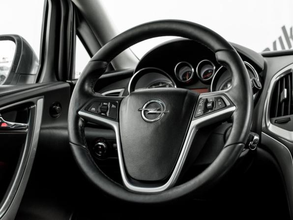 Opel Astra J Рестайлинг с пробегом 2012 года, цена 720 000 рублей, 173406 км, хэтчбек, Автокод Объявления