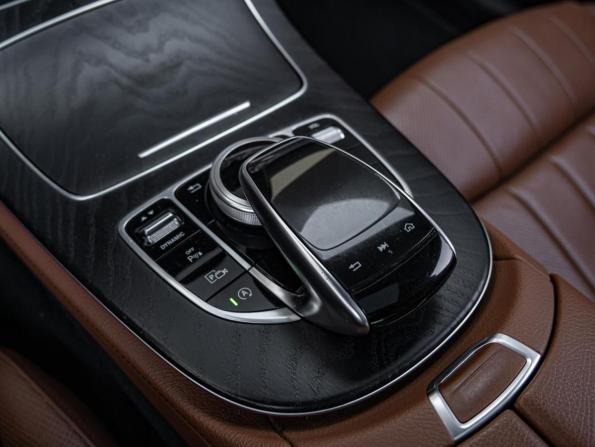 Mercedes-Benz E-Класс V (W213 S213 C238) с пробегом 2018 года, цена 4 028 000 рублей, 95745 км, купе-хардтоп, Автокод Объявления