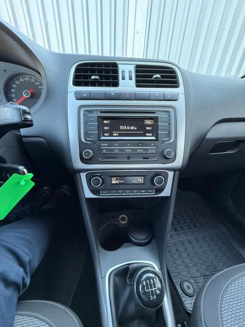 Volkswagen Polo V Рестайлинг Ростов-на-Дону  - изображение 15