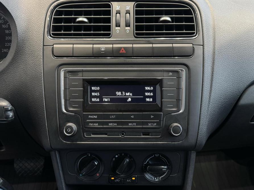 Volkswagen Polo V Рестайлинг Волжский  - изображение 19