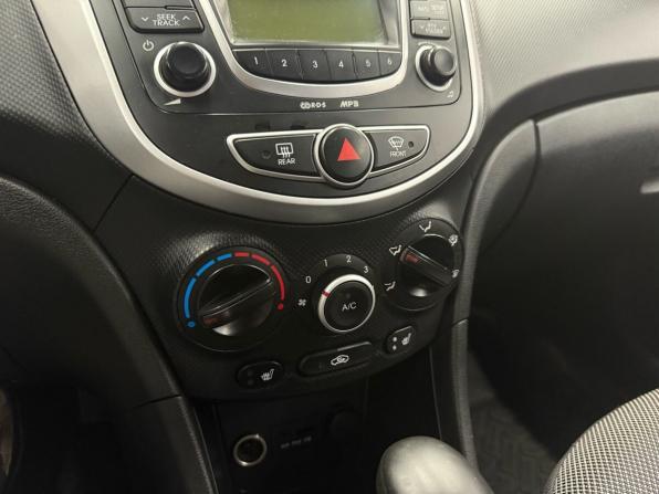 Hyundai Solaris I с пробегом 2011 года, цена 949 000 рублей, 159000 км, седан, Автокод Объявления