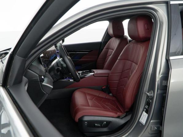BMW 5 серии VIII (G60/G61/G68) с пробегом 2024 года, цена 6 797 434 рубля, 21714 км, седан, Автокод Объявления