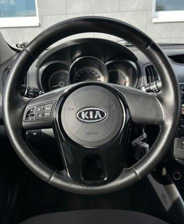 Kia Cerato II с пробегом 2013 года, цена 755 000 рублей, 289880 км, седан, Автокод Объявления